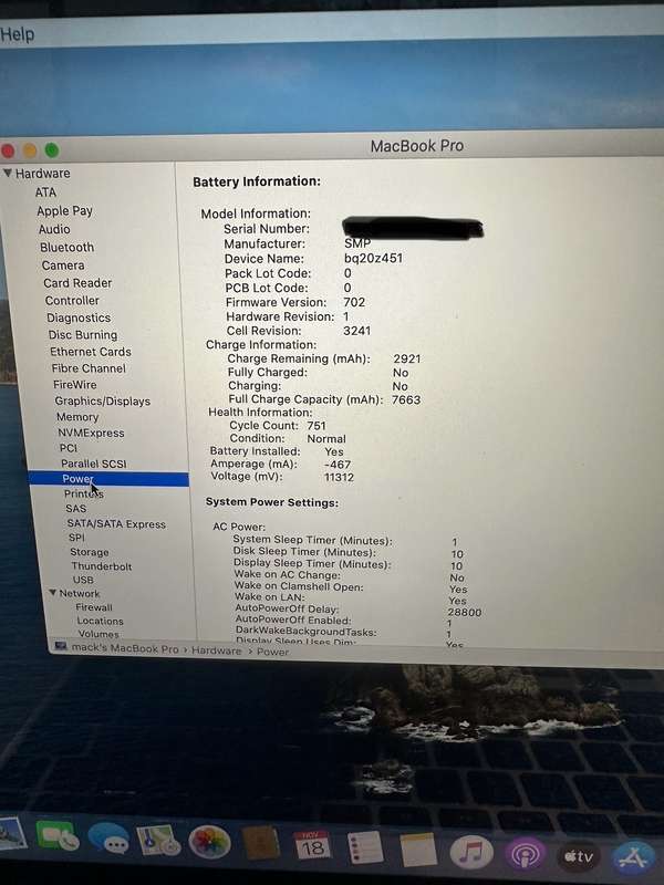macbook pro 15" 2015  core i7 year model (Pre owned)