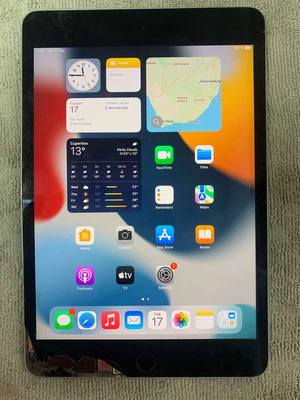 Ipad MIni 4 128GB Wifi Only Broken Touch (Pre Owned)