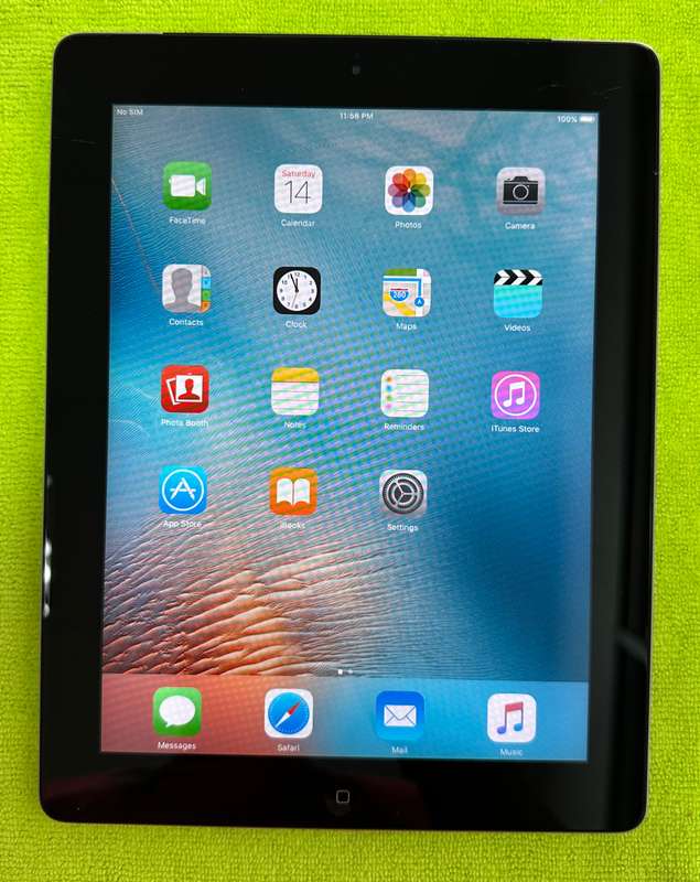 iPad 2 64GB Wifi + Cellular (Cracked) (Pre Owned)