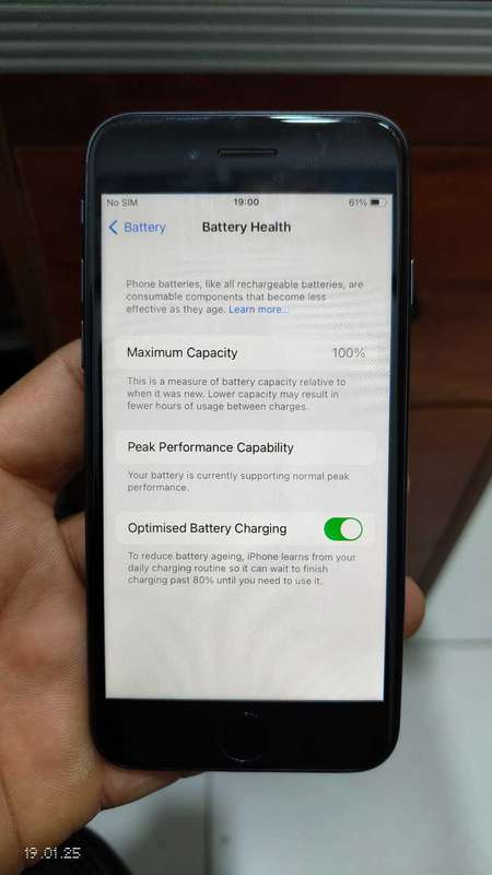 Apple iPhone 8 64GB black 100% condition (Pre Owned)