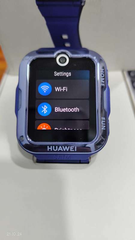 Huawei watch kids 4 pro Blue colour
