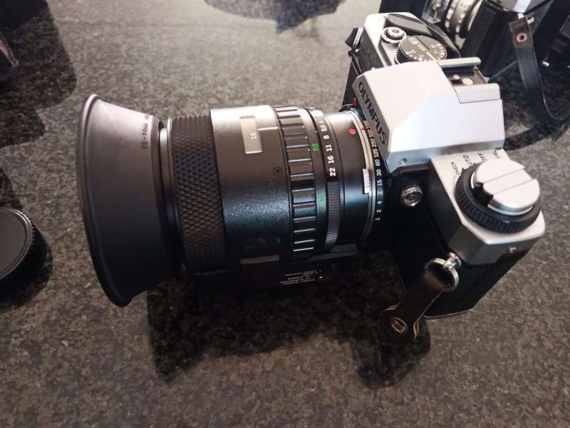 Near MINT Olympus OM-20 Silver SLR 35mm Film Camera AND RARE! NEAR MINT Olympus OM System ZUIKO Auto