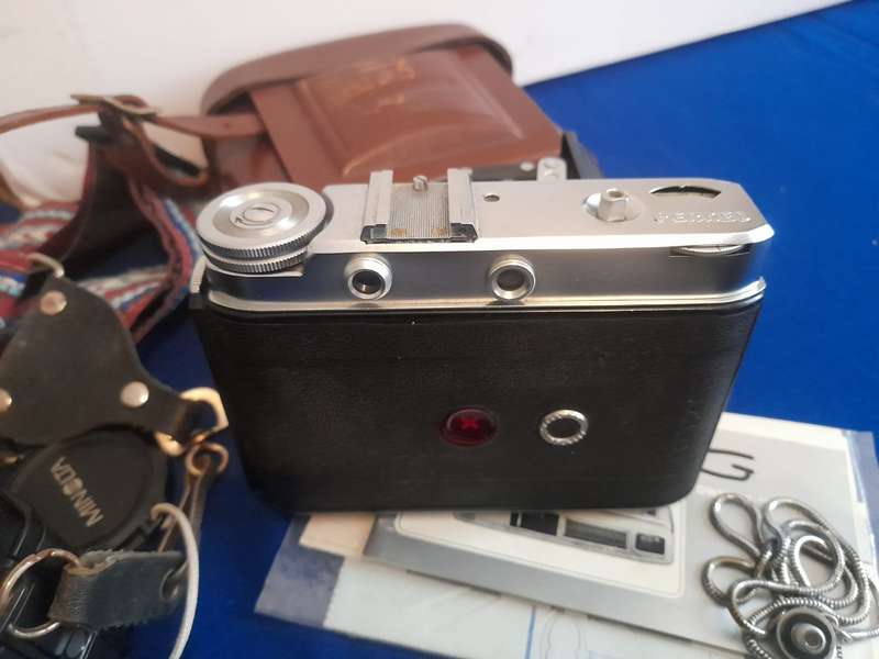 5x Vintage film camera  as is bargain box