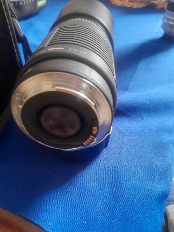 Sigma 75-300 mm 1/4-5.6 DL for Canon