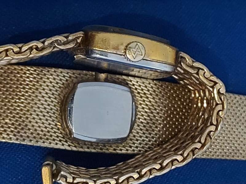 4 Vintage Delfin  and Fortis auto watch some working some not sell as is
