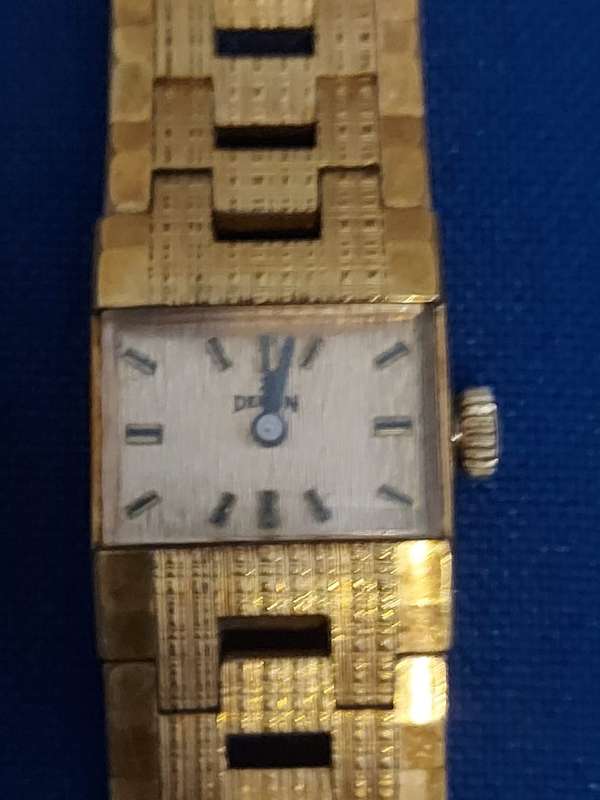 4 Vintage Delfin  and Fortis auto watch some working some not sell as is