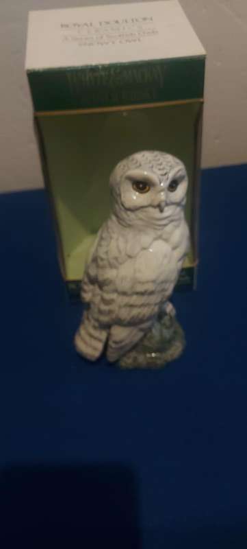 Royal Doulton Snowy  Owy Whyte & Mackay Decanter  A series of Scottish Birds of Prey.