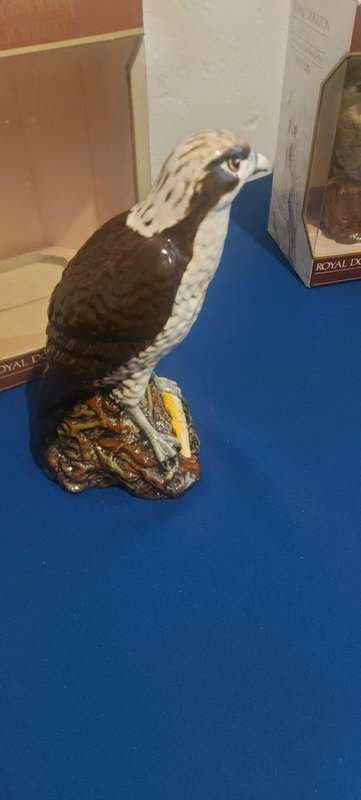 Royal Doulton Osprex  Whyte & Mackay Decanter  A series of Scottish Birds of Prey.