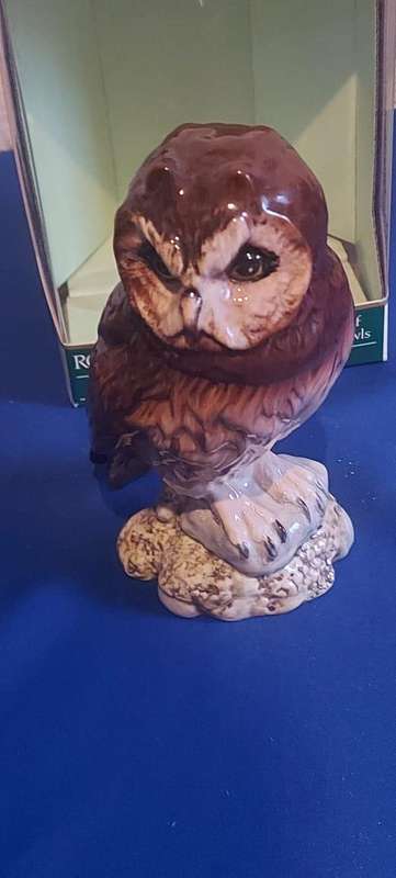 Royal Doulton Osprex  Whyte & Mackay Decanter  A series of Scottish Birds of Prey.
