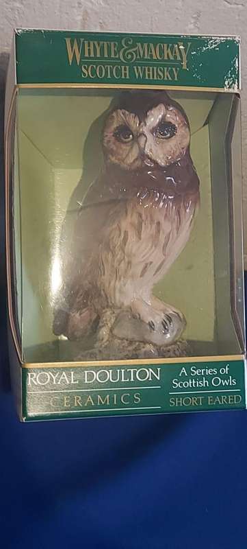 Royal Doulton Osprex  Whyte & Mackay Decanter  A series of Scottish Birds of Prey.