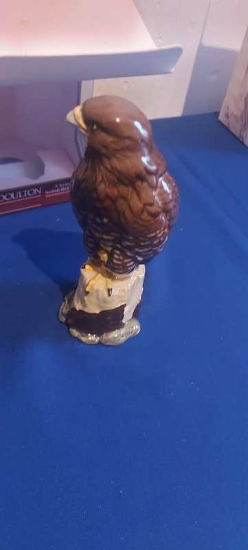 Royal Doulton Osprex  Whyte & Mackay Decanter  A series of Scottish Birds of Prey.