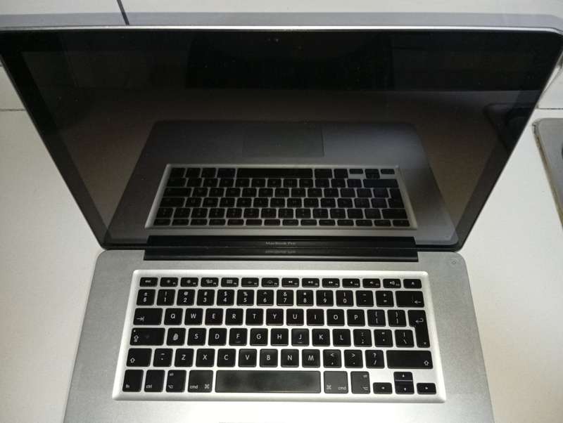 APPLE MACBOOK PRO 2011 | 15" SCREEN | INTEL i7 | 16GB RAM | 120GB SSD | PLEASE READ !!