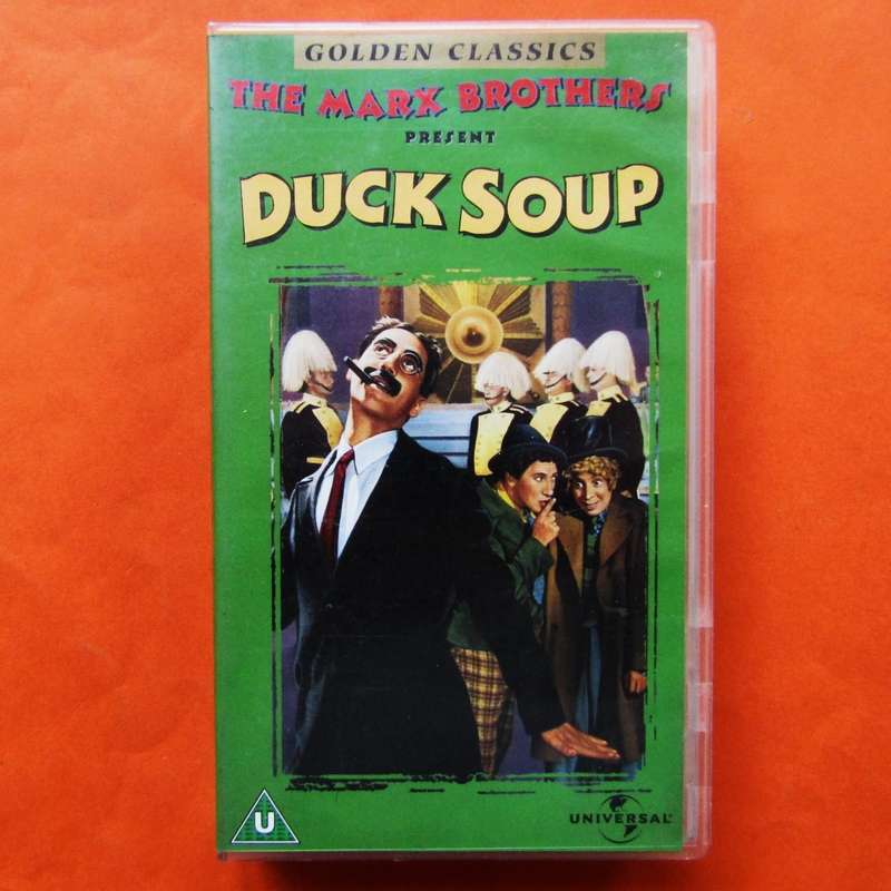 Duck Soup - Classic Movie VHS Tape (2001)