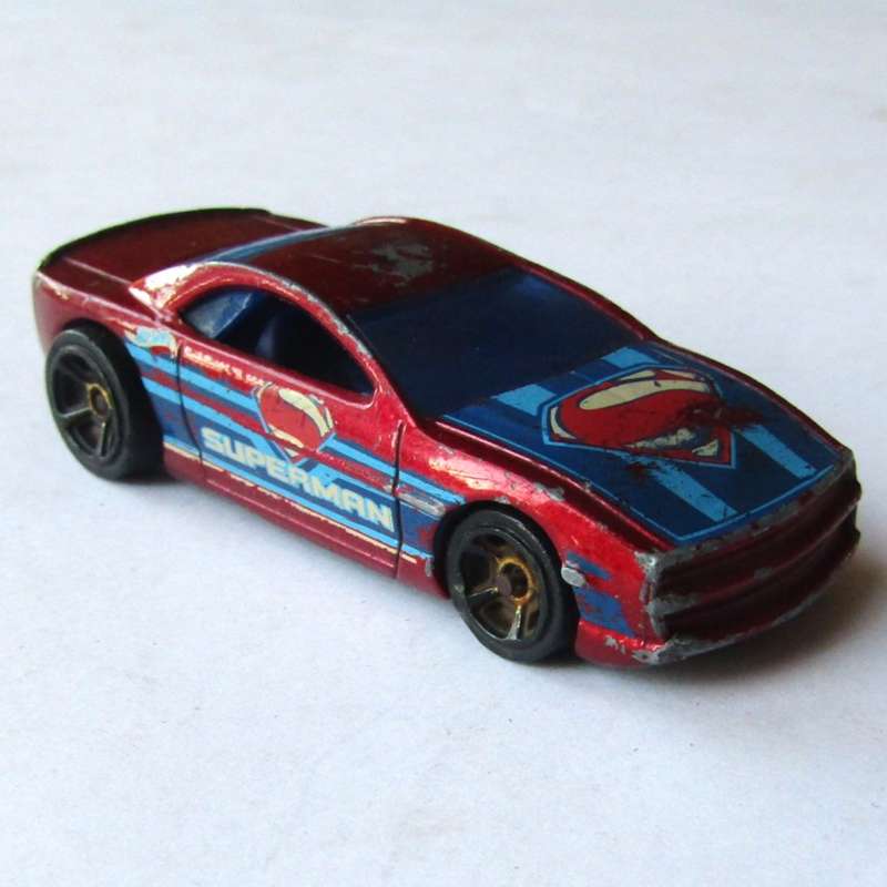 2000 Hot Wheels - Superman Muscle Tone Car