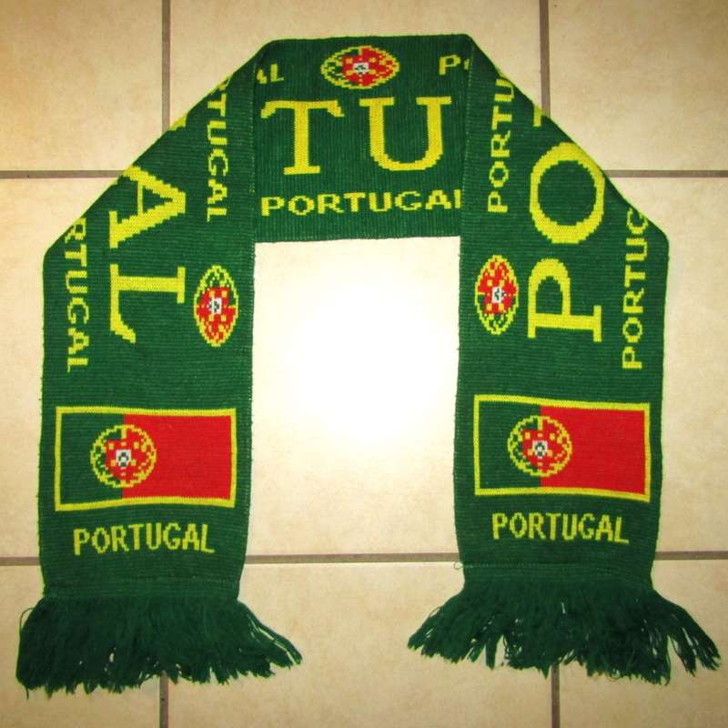 Old Portugal Supporter Scarf