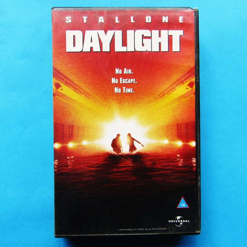 Daylight - Sylvester Stallone - Movie VHS Tape (1996)