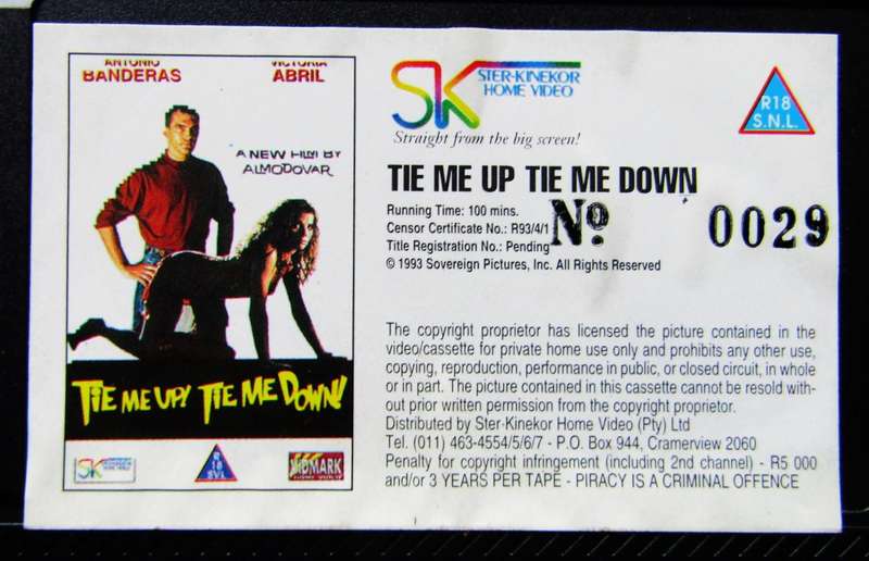 Tie Me Up! Tie Me Down! - Dark Comedy Movie VHS Tape (1993)