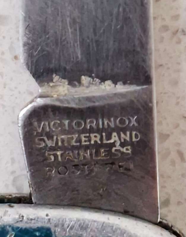 2 Old Victorinox Swiss Pocket Knives