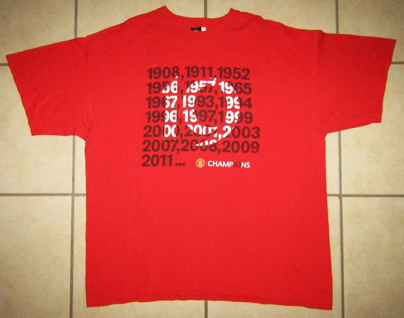 2011 Champions Manchester United Football Shirt - XL Size