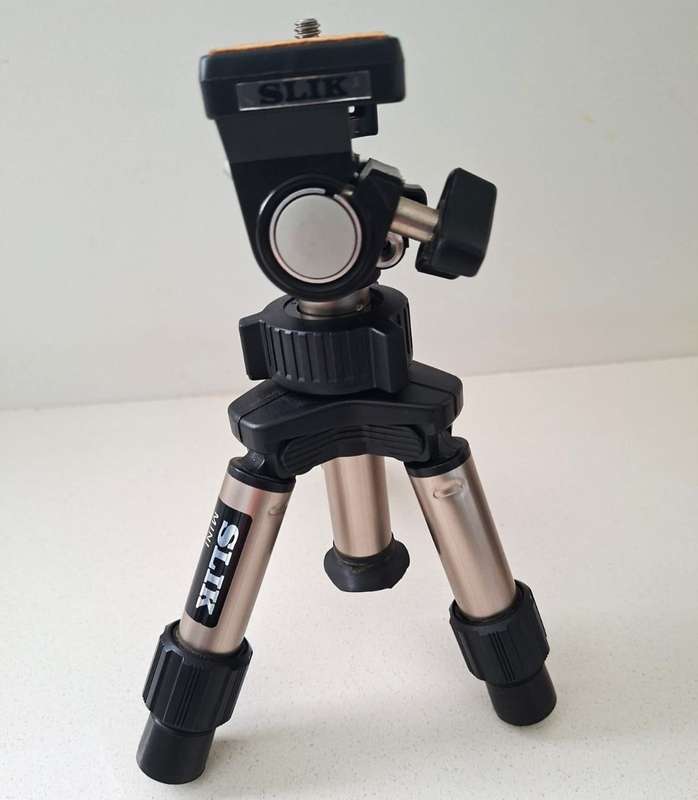 SLIK 8555 Mini Camera Tripod