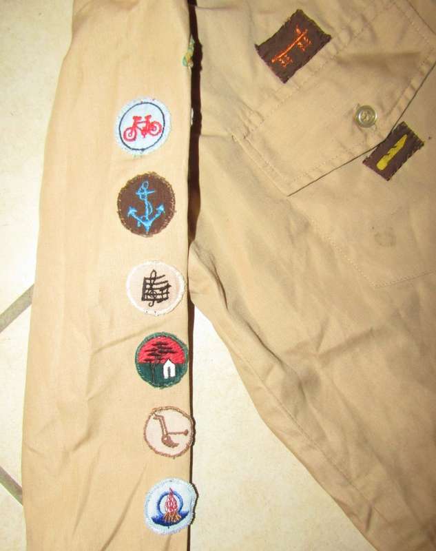 Old Transvaalse Voortrekkers Shirt with 26 Badges