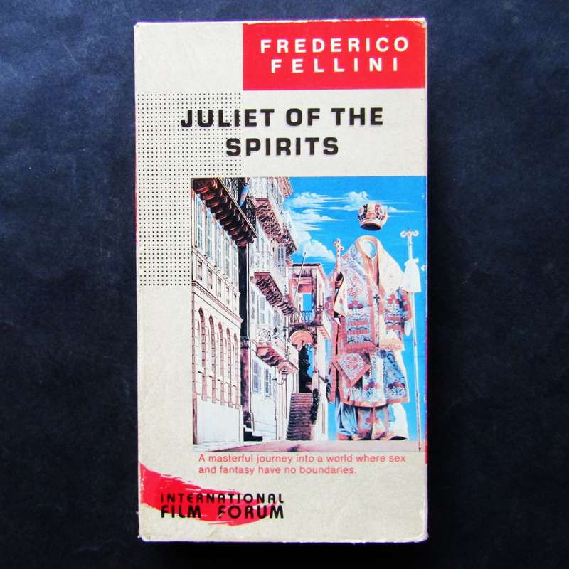 Juliet of the Spirits - Movie VHS Tape (1988)