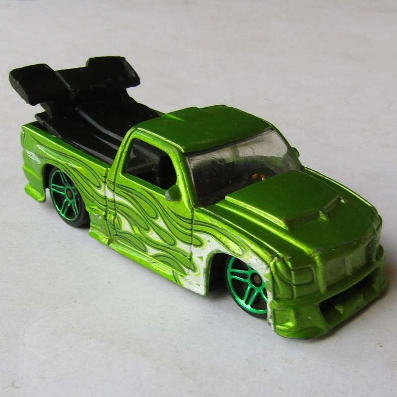 2000 Hot Wheels Super Tuned Pick-Up