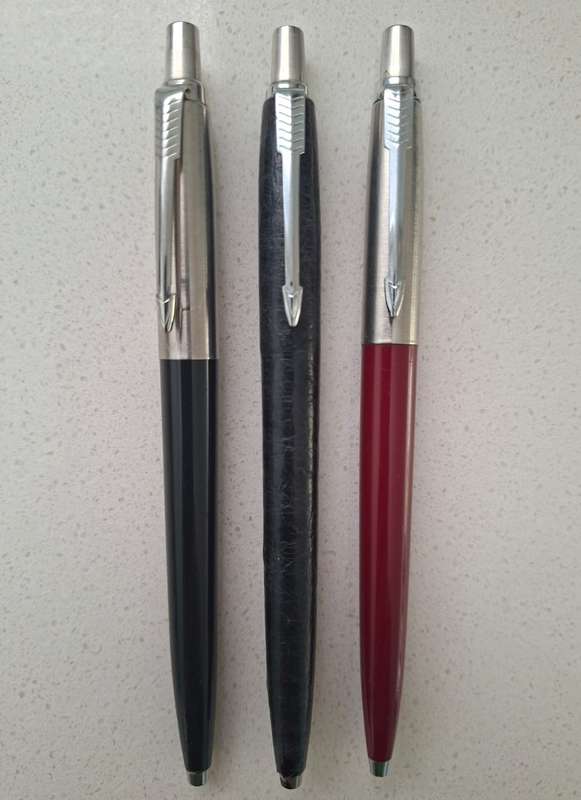 3 Old Parker Jotter Pens