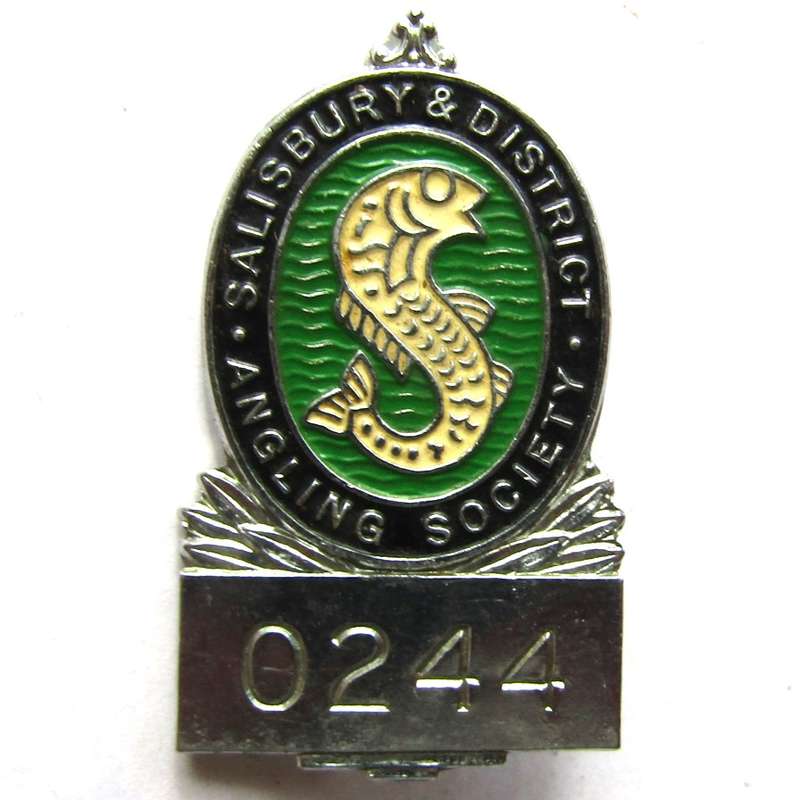 Old Rhodesia Salisbury & District Angling Society Lapel Pin Badge