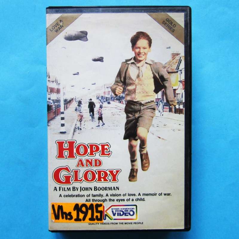 Hope and Glory - Movie VHS Tape (1987)