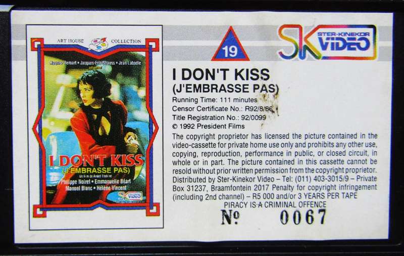 I Don't Kiss - Movie VHS Tape (1992)