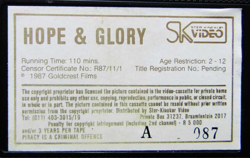 Hope and Glory - Movie VHS Tape (1987)