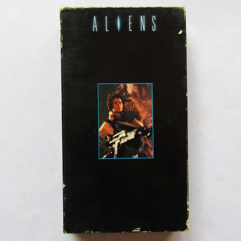 Aliens - Sigourney Weaver - Movie VHS Tape (1992)