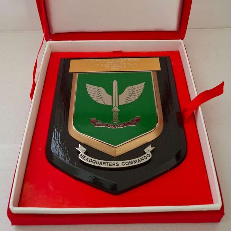Boxed Singapore Special Forces Plaque - Presented to a SADF Officer
