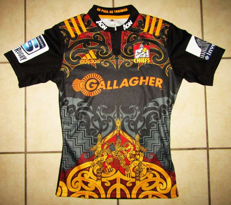 Old Chiefs Super Rugby Jersey - Small Size