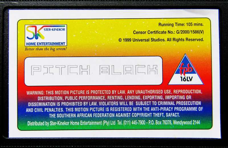 Pitch Black - Vin Diesel - Movie VHS Tape (2000)