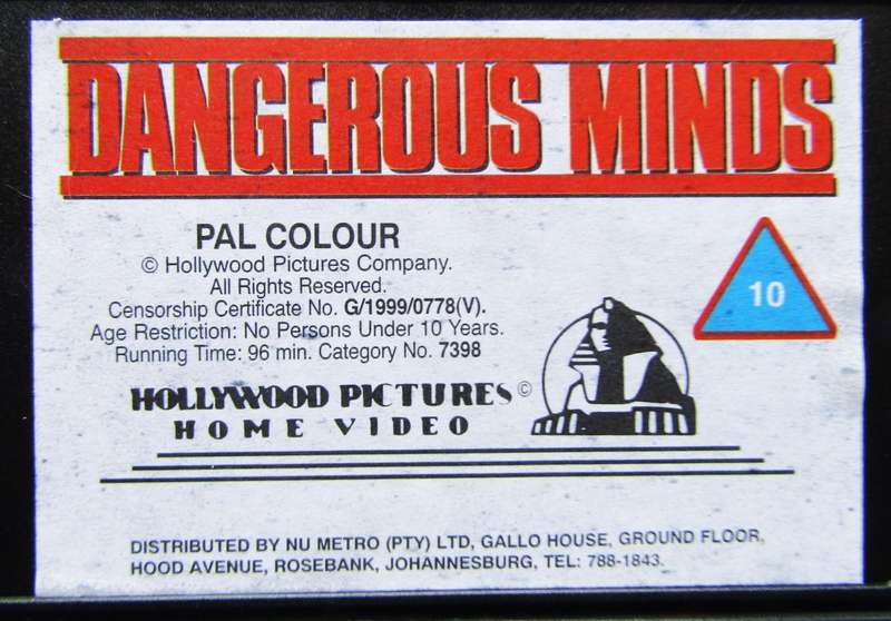 Dangerous Minds - Michelle Pfeiffer - Movie VHS Tape (1999)