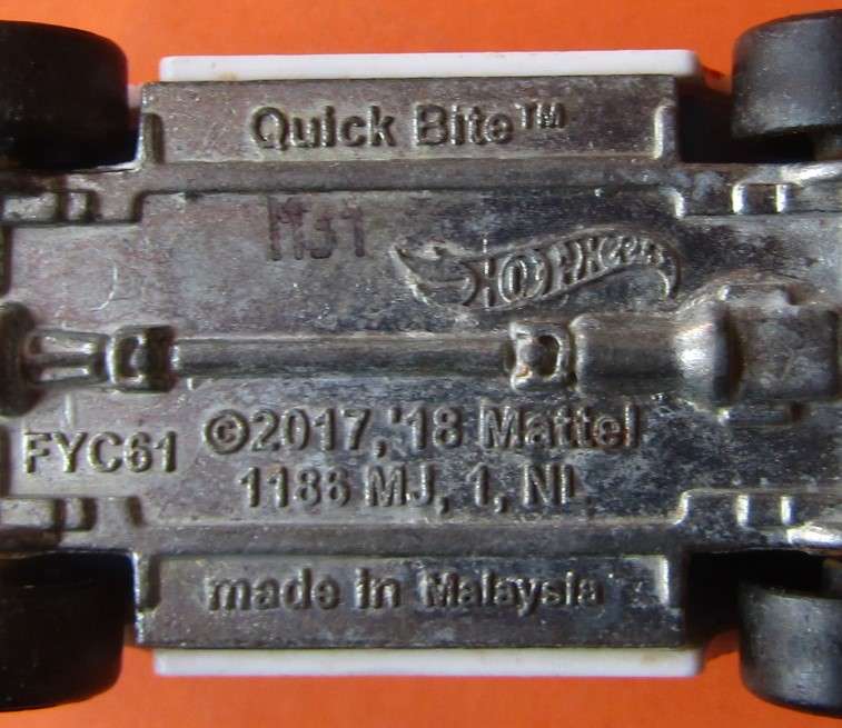 2018 Hot Wheels Quick Bite Van