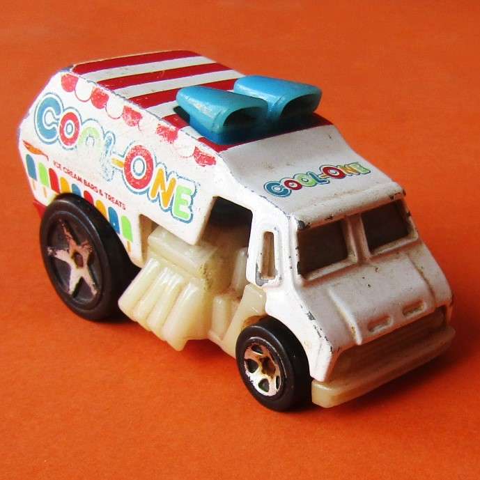 Old Hot Wheels Cool One Van