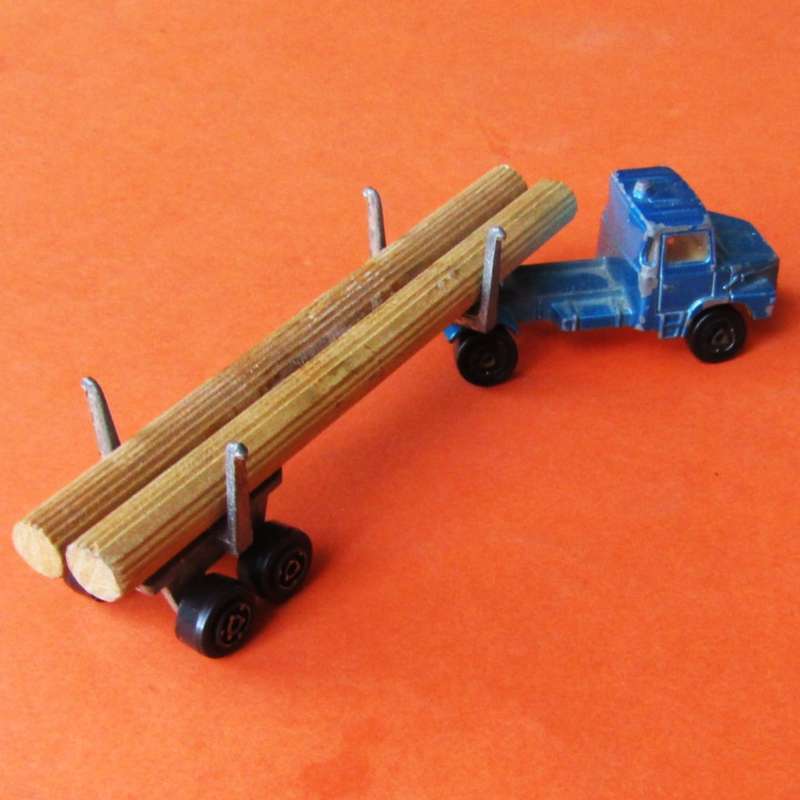 Old Majorette 1/100 Scania Truck and Fardier Trailer