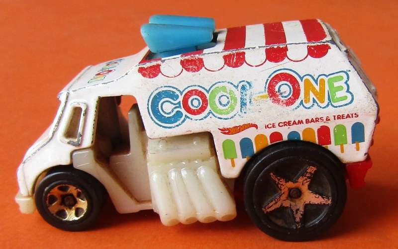 Old Hot Wheels Cool One Van