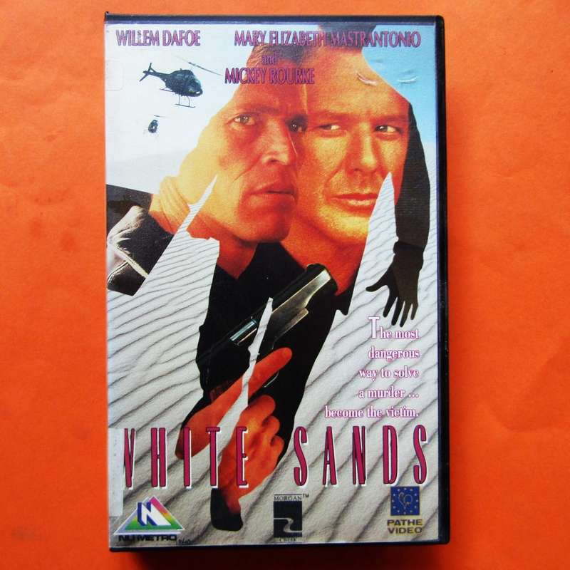 White Sands - Willem Dafoe - Movie VHS Tape (1992)