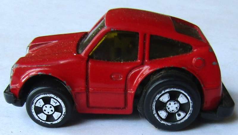 1977 Universal Product Lancia Gamma Car