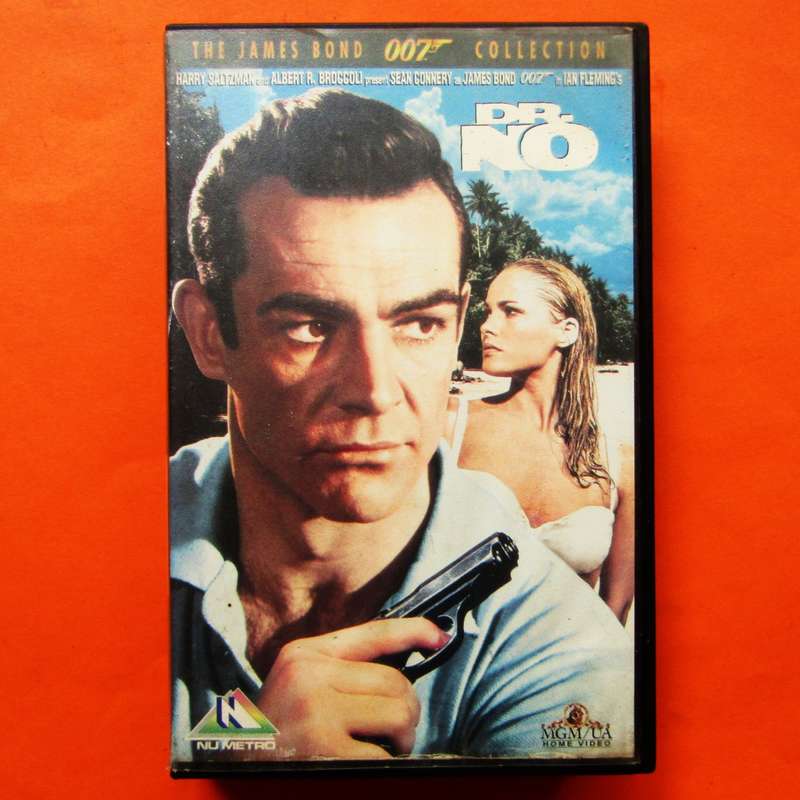 Dr. No - James Bond 007 - Movie VHS Tape (1995)