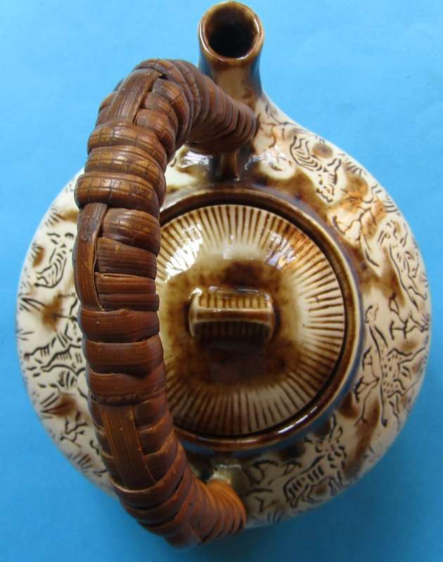 Large Old Kruger Park Kettle
