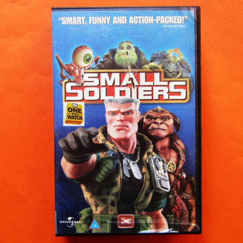 Small Soldiers - Movie VHS Tape (1999)