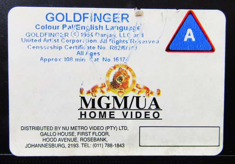 Goldfinger - James Bond 007 - Movie VHS Tape (2000)