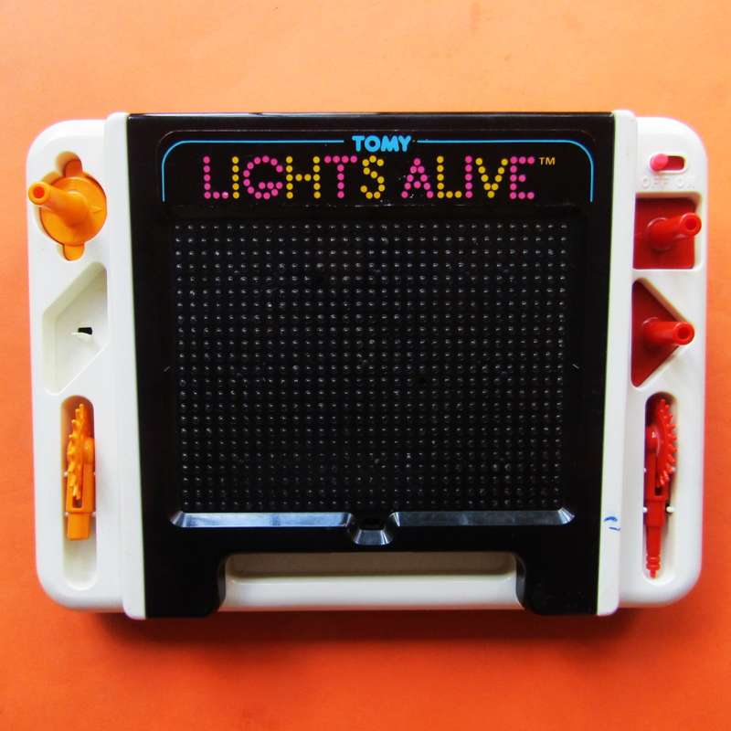 1984 TOMY Lights Alive Toy