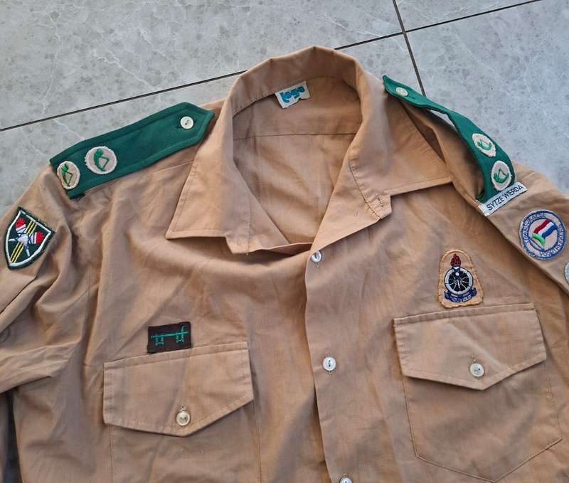 Old Transvaalse Voortrekkers Shirt with 10 Badges