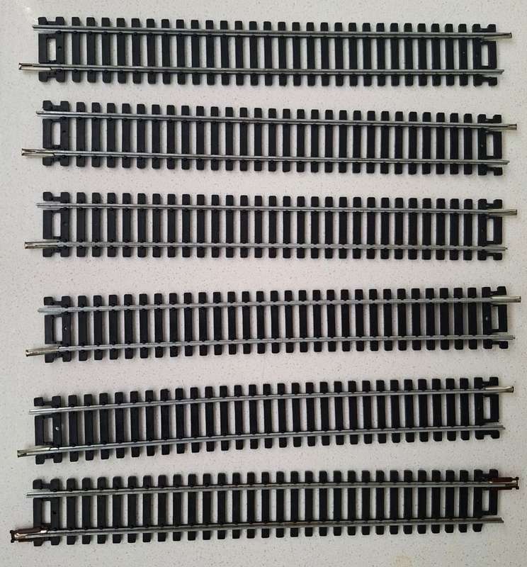 6 Lima Italy HO Scale 403020 Straight Tracks